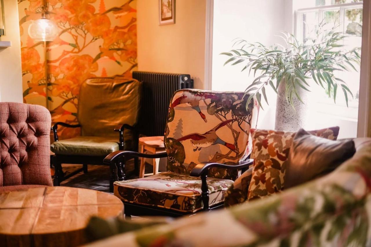 רוסת'ווייט Royal Oak Hotel מראה חיצוני תמונה