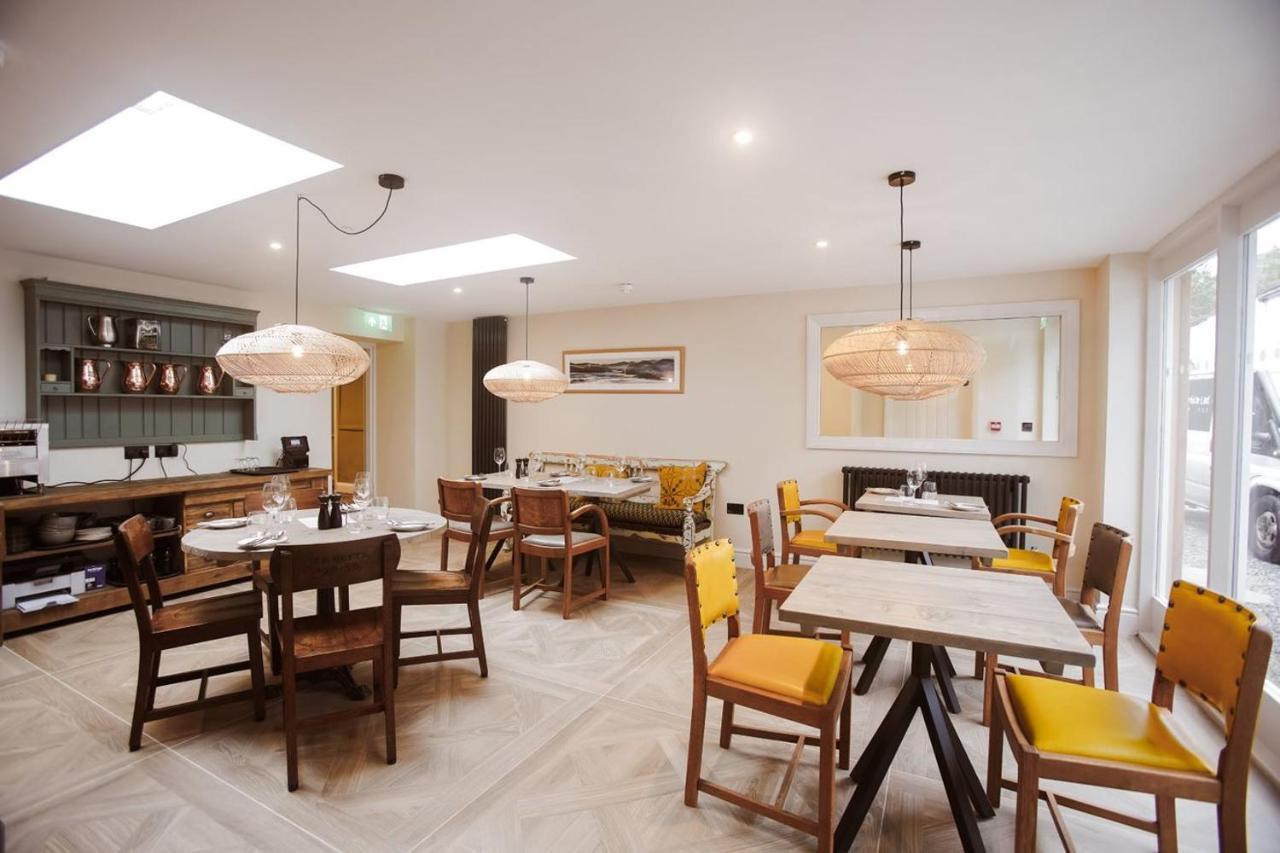 רוסת'ווייט Royal Oak Hotel מראה חיצוני תמונה