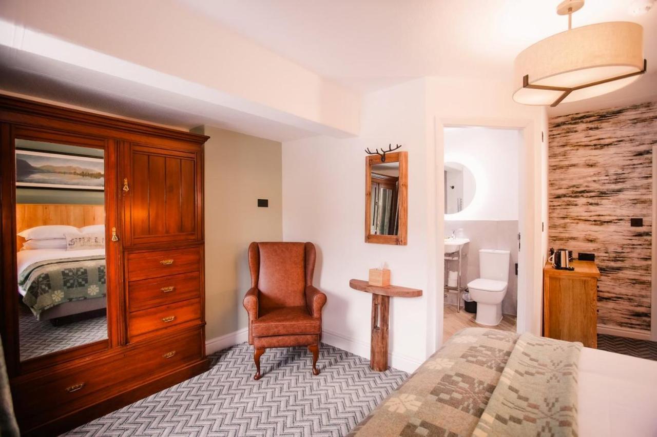 רוסת'ווייט Royal Oak Hotel מראה חיצוני תמונה
