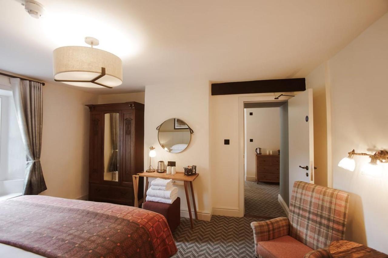 רוסת'ווייט Royal Oak Hotel מראה חיצוני תמונה