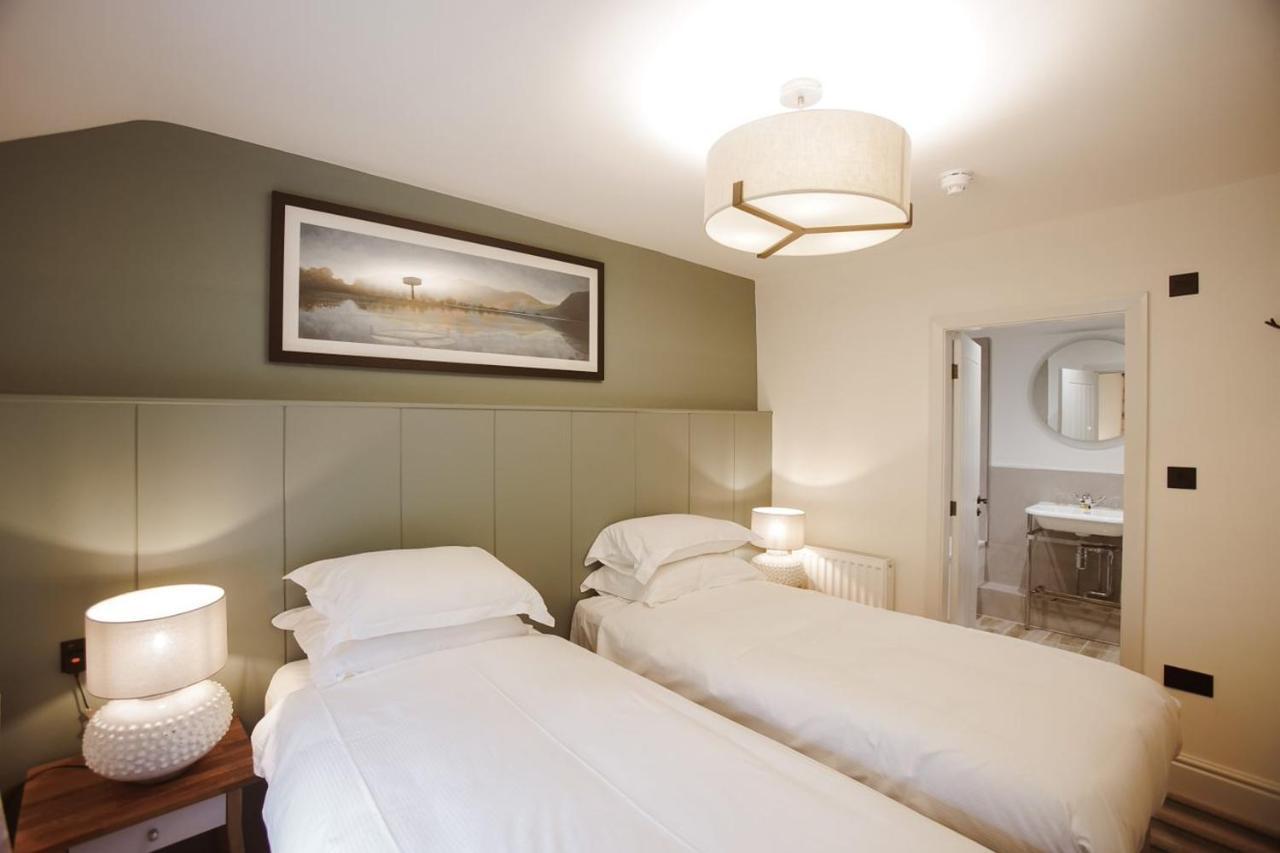 רוסת'ווייט Royal Oak Hotel מראה חיצוני תמונה