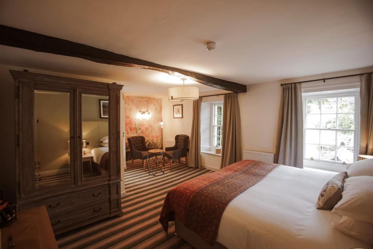 רוסת'ווייט Royal Oak Hotel מראה חיצוני תמונה
